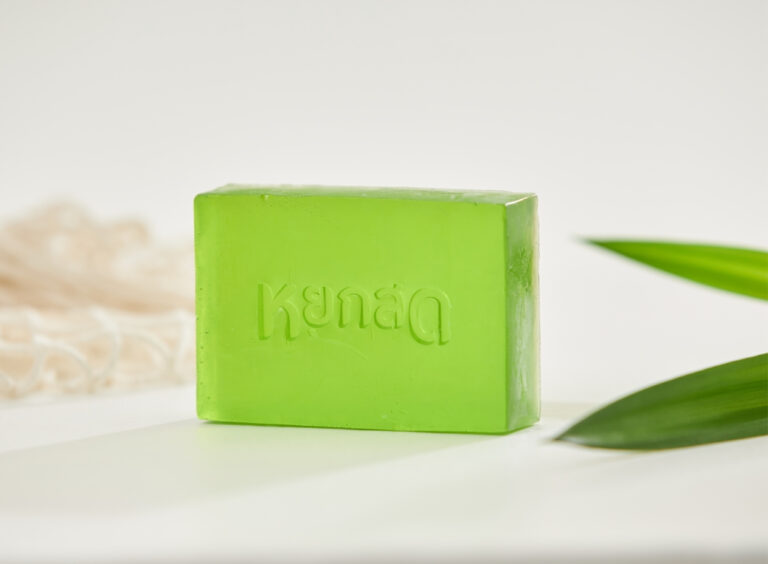 สบู่ใบเตยสด FRESH PANDAN SOAP หยกสด