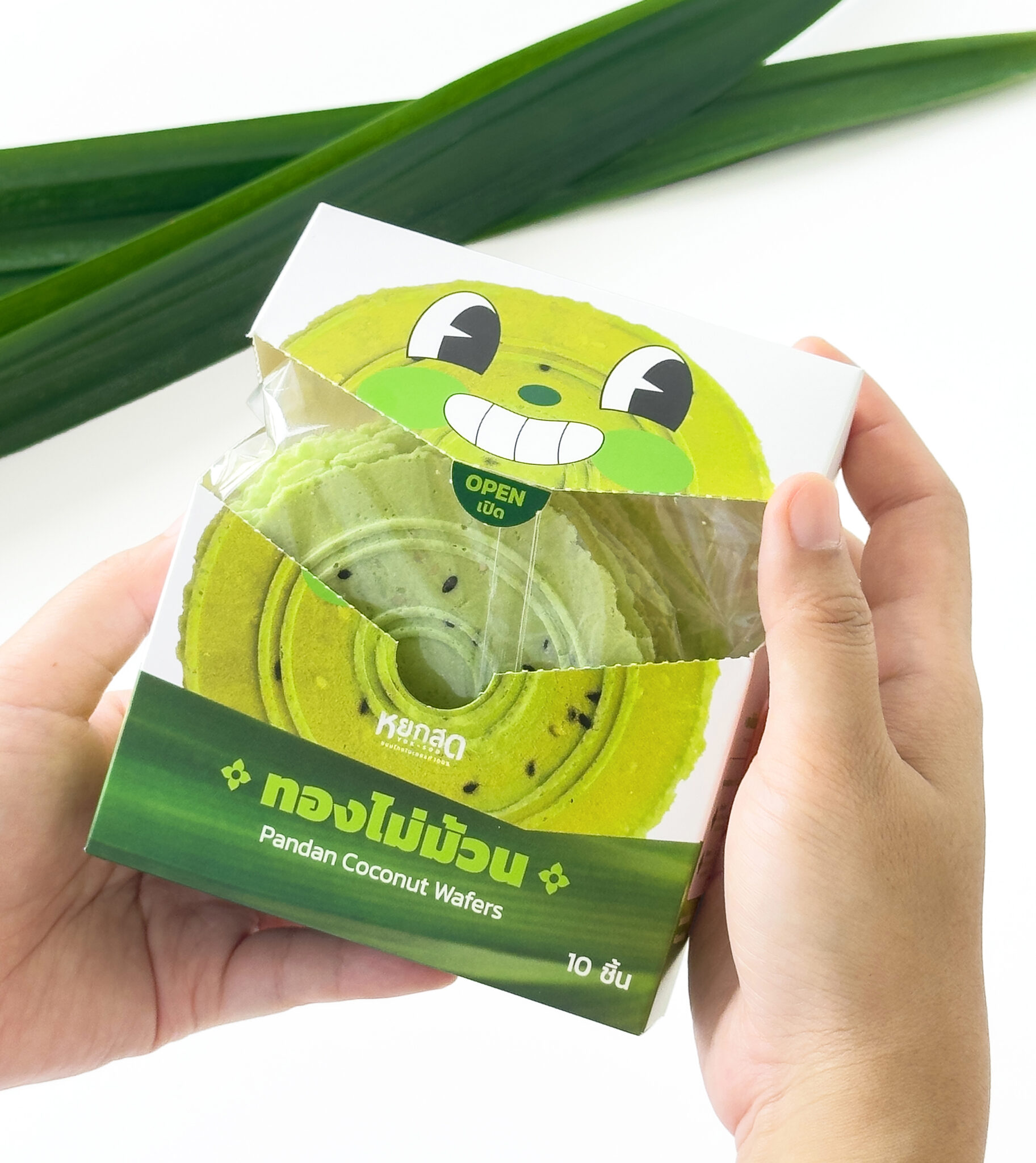 Pandan Coconut Wafer (Pandan Coconut Wafer) ເຂົ້າໜົມໄທໃບເຕີຍແທ້ 100% Yoksod